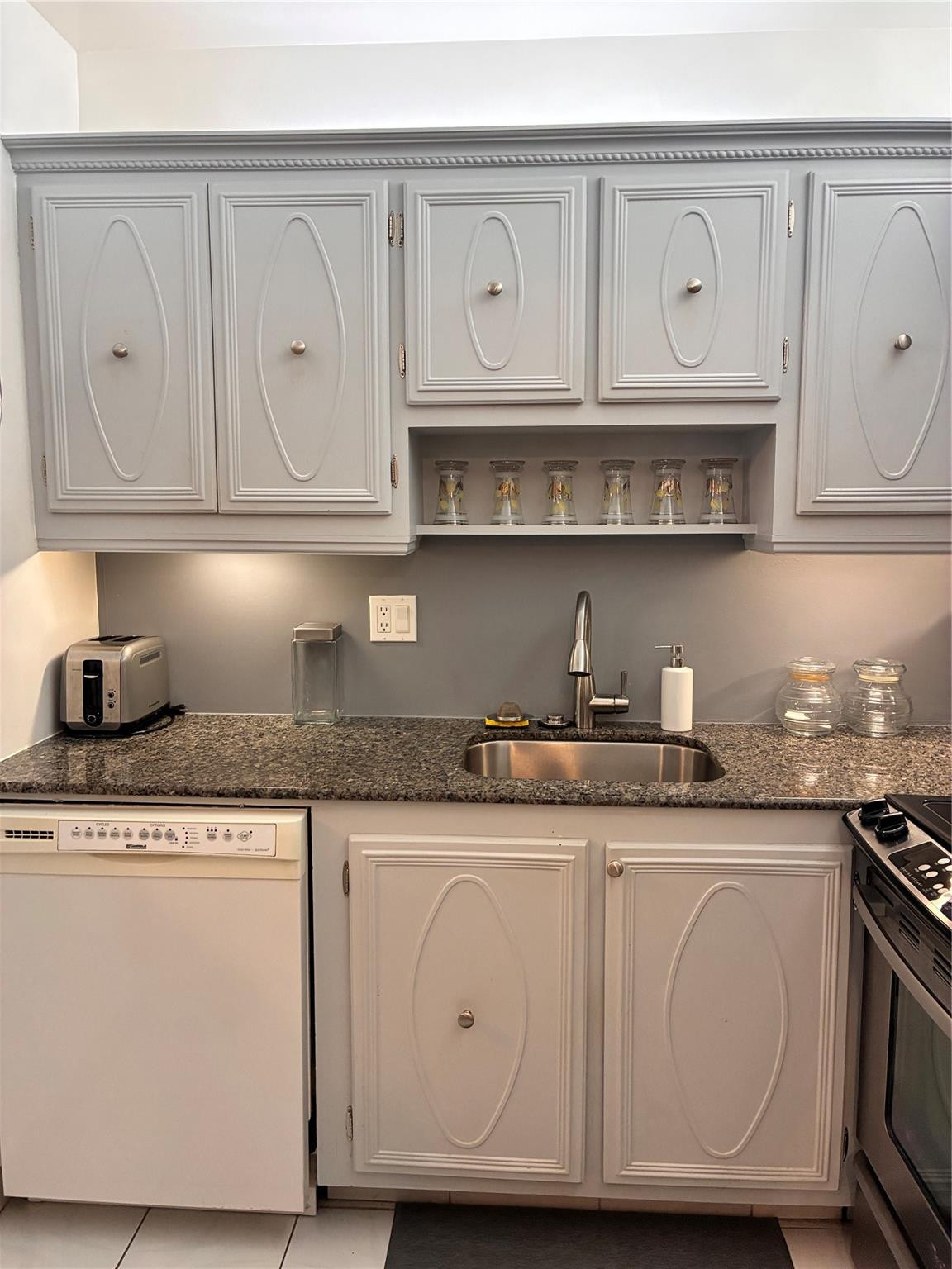 Barcelona Condo North - Residential