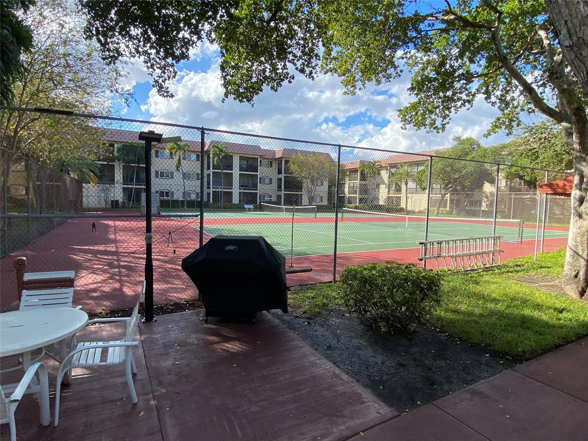 Barcelona Condo North - Residential