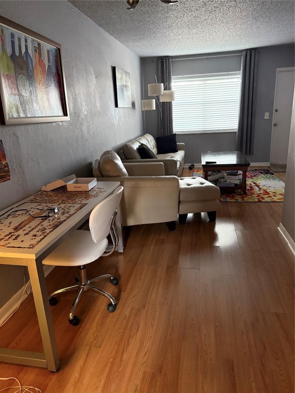 Royal Park Gardens 1-C - Residential