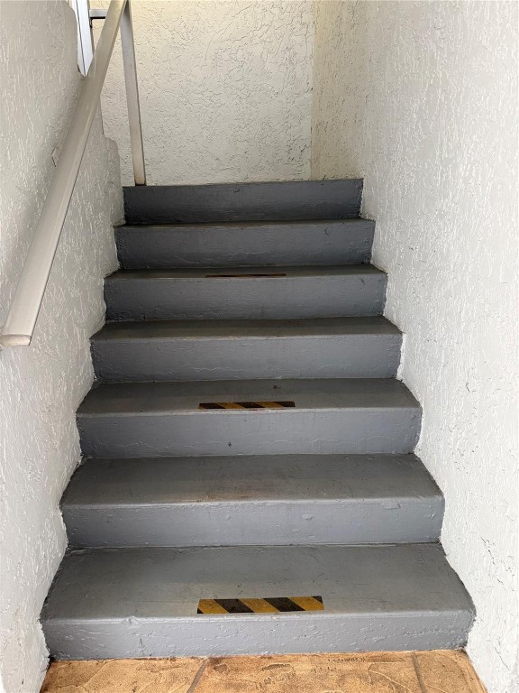 Royal Park Gardens 1-C - Residential