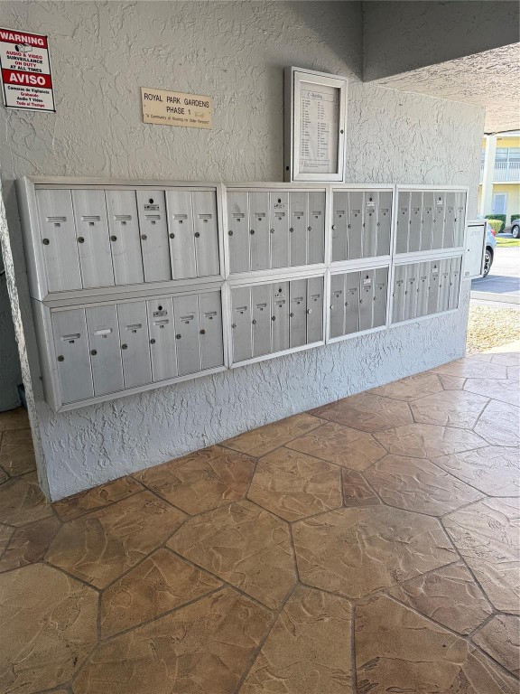 Royal Park Gardens 1-C - Residential