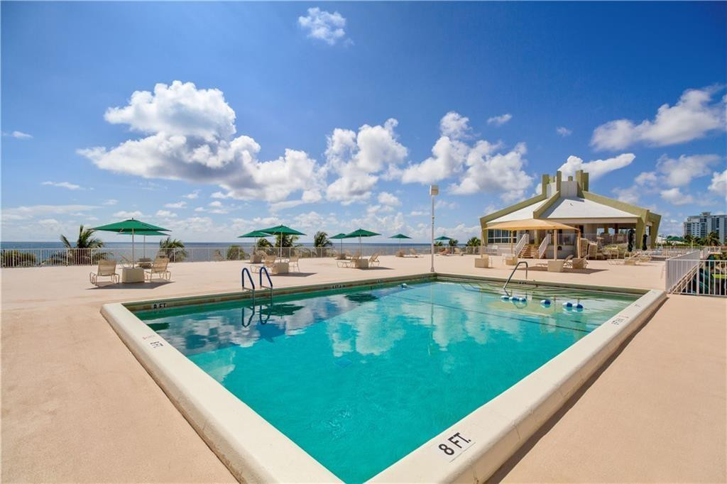 101 Briny Avenue 2506