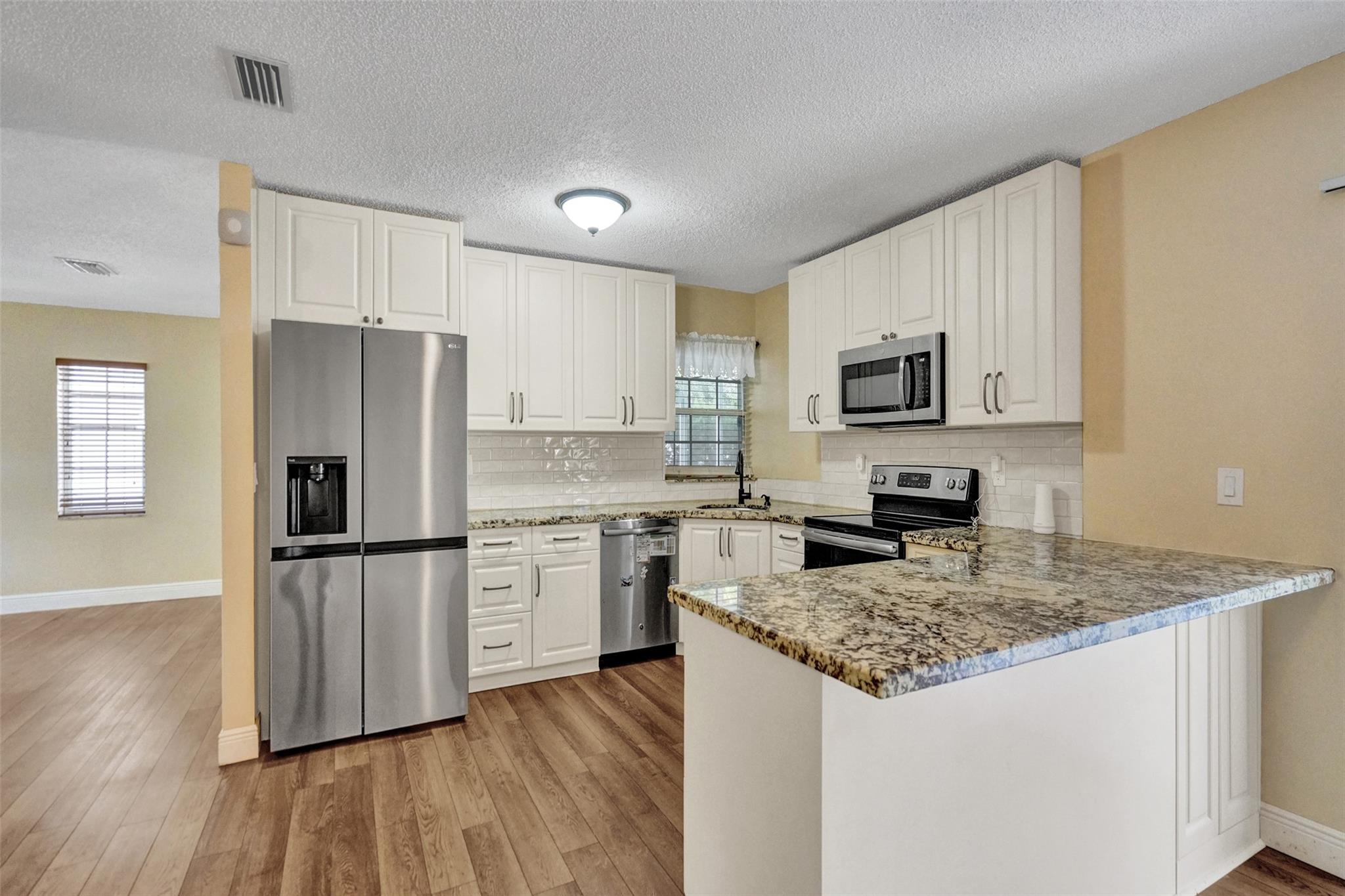 Stonebridge Ph One 91-9 B - Residential