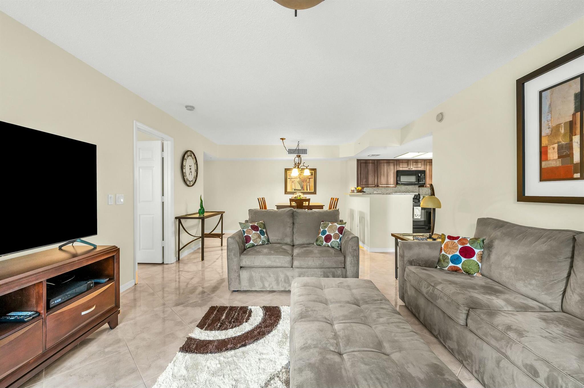 EVERGREEN LAKES CONDO - Residential
