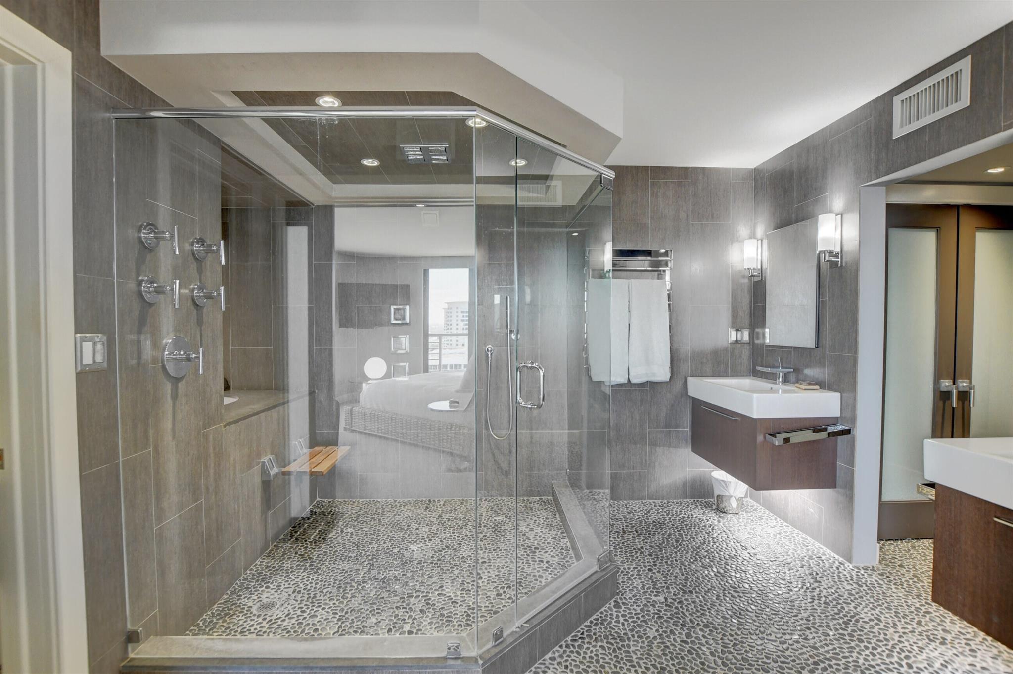 MARBELLA CONDO - Residential