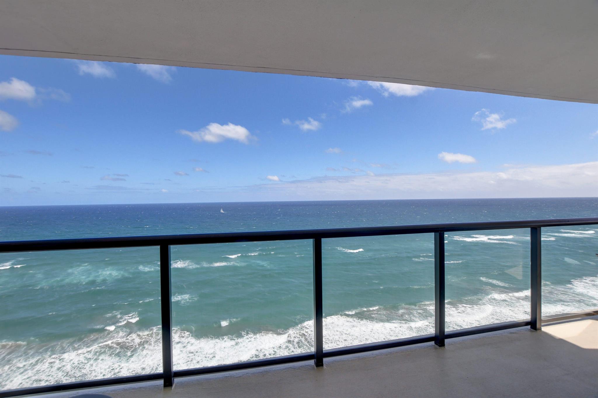 MARBELLA CONDO - Residential