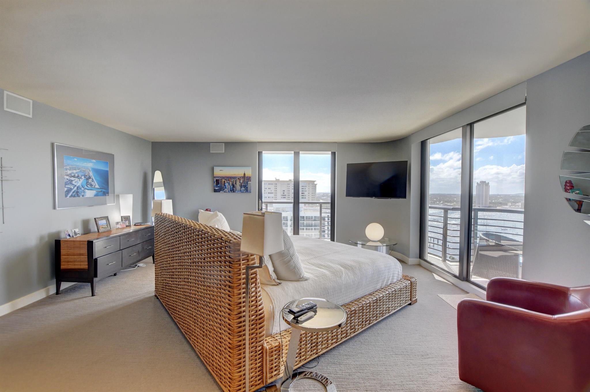 MARBELLA CONDO - Residential