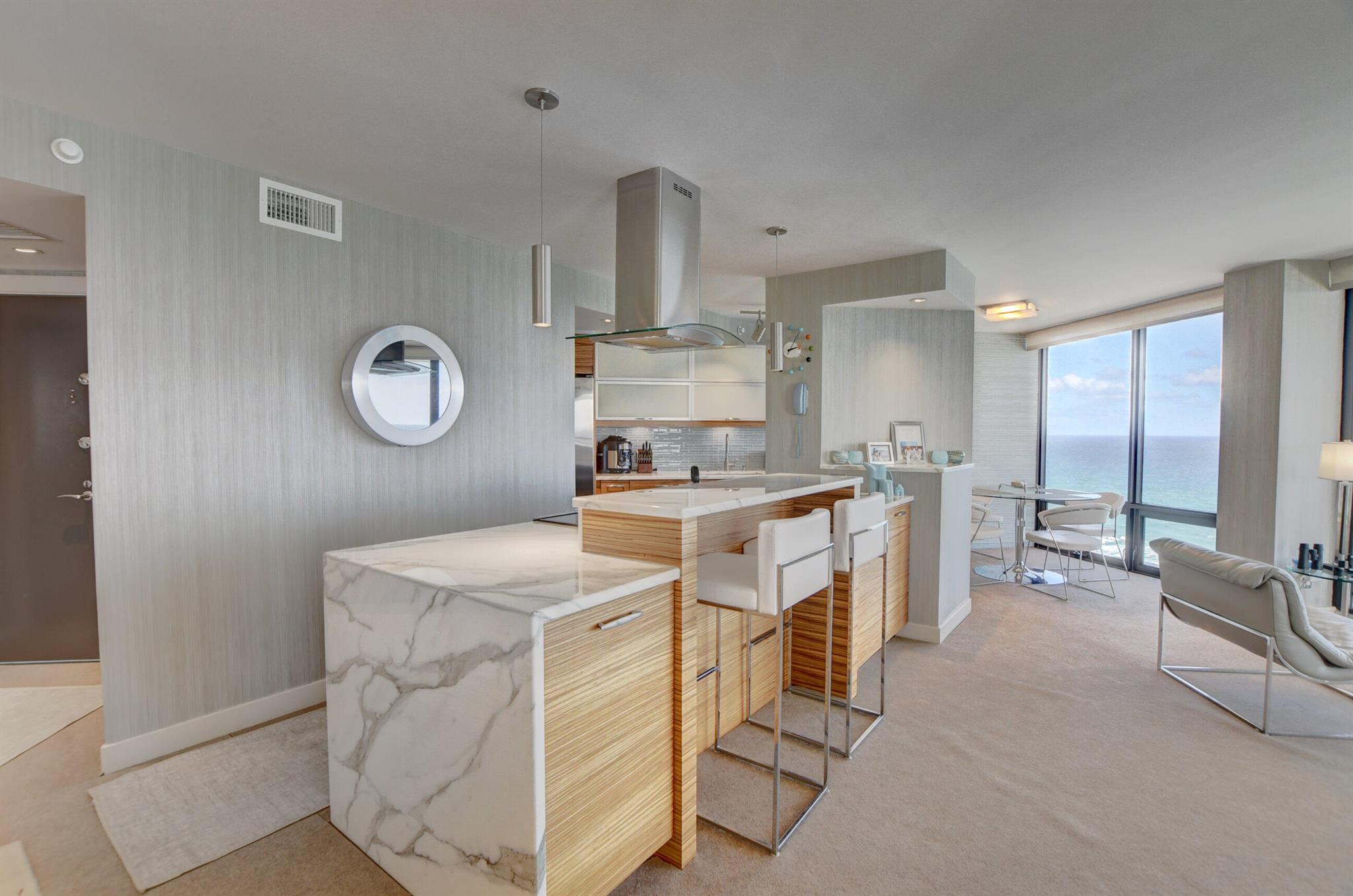 MARBELLA CONDO - Residential