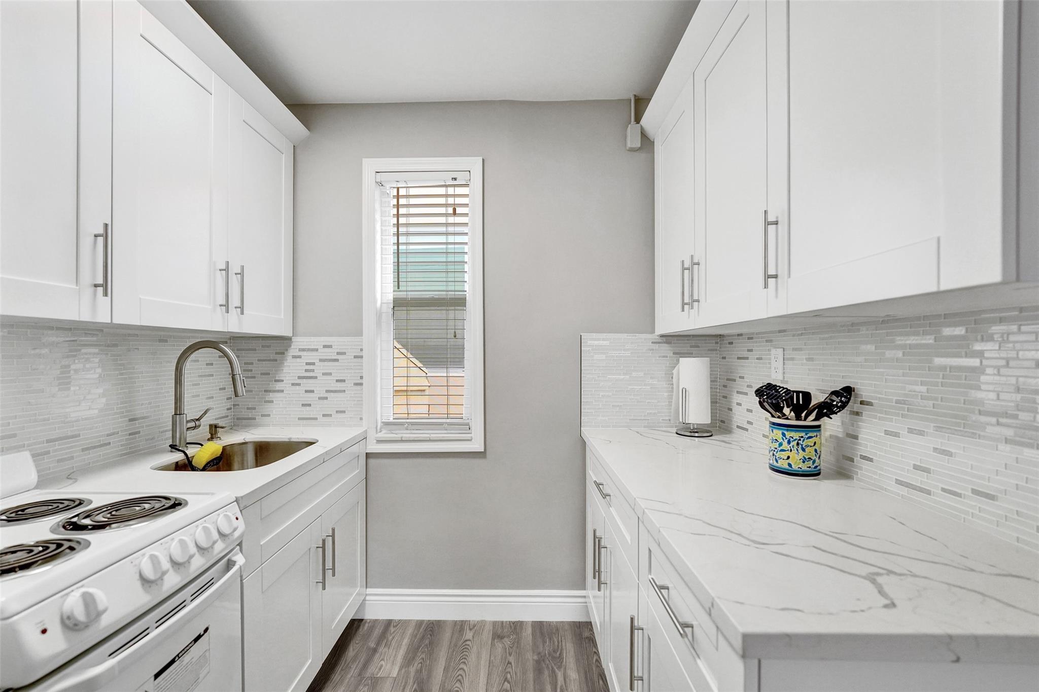 Oasis Surfside Condo - Residential Lease