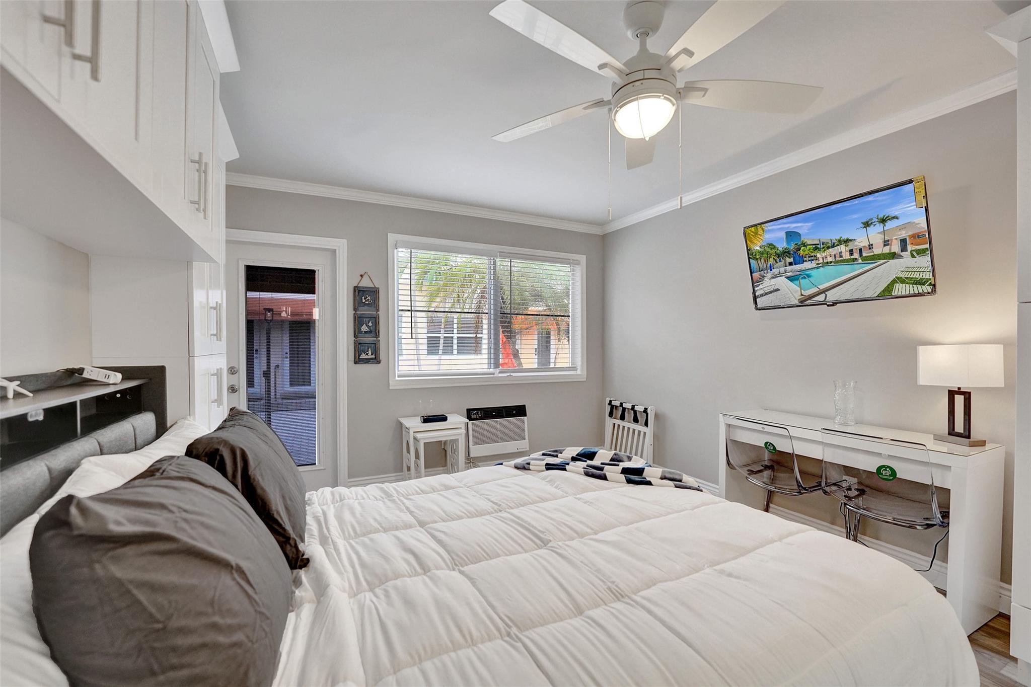 Oasis Surfside Condo - Residential Lease