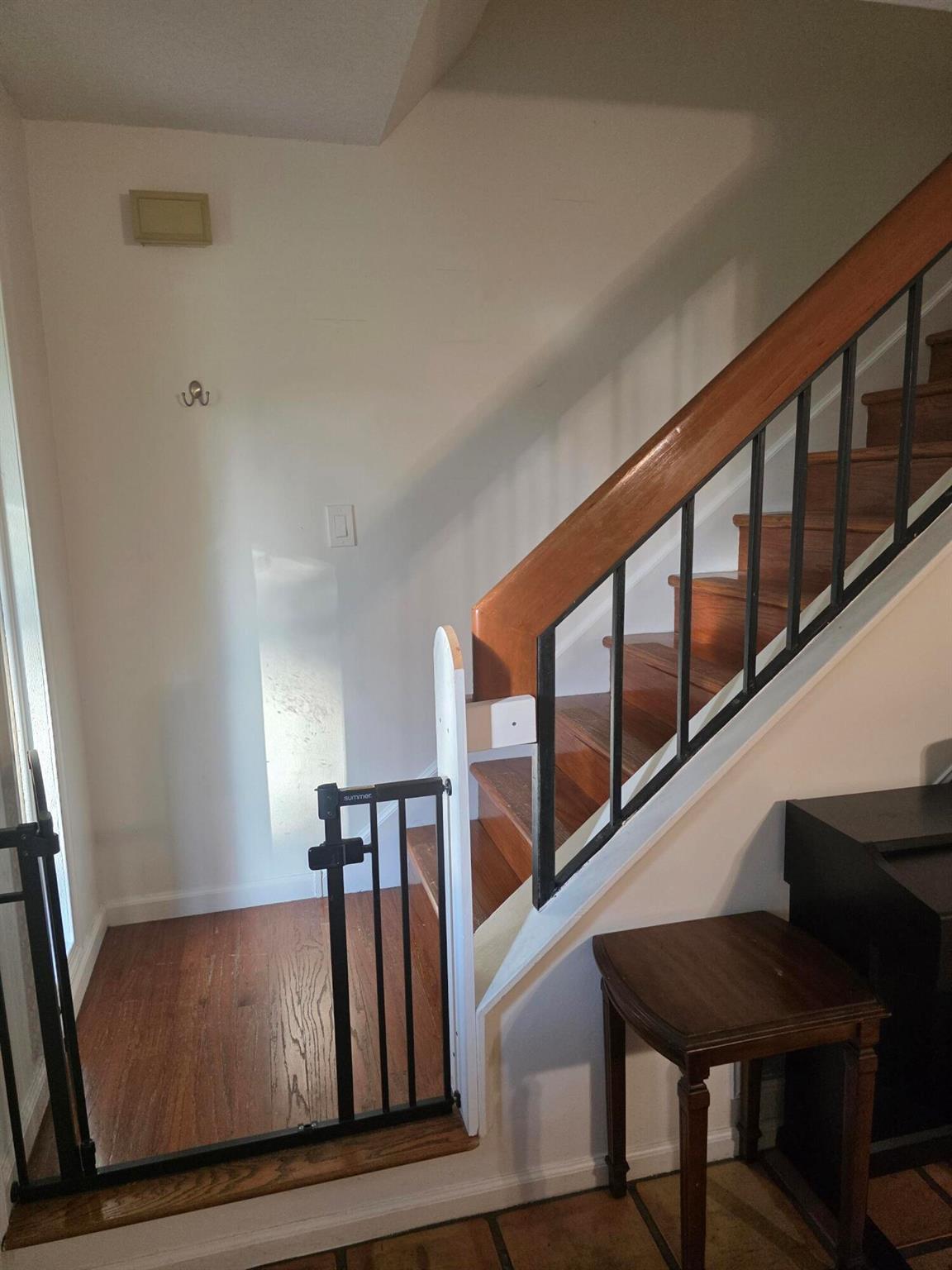 RAINWOOD EAST REPLAT - Residential