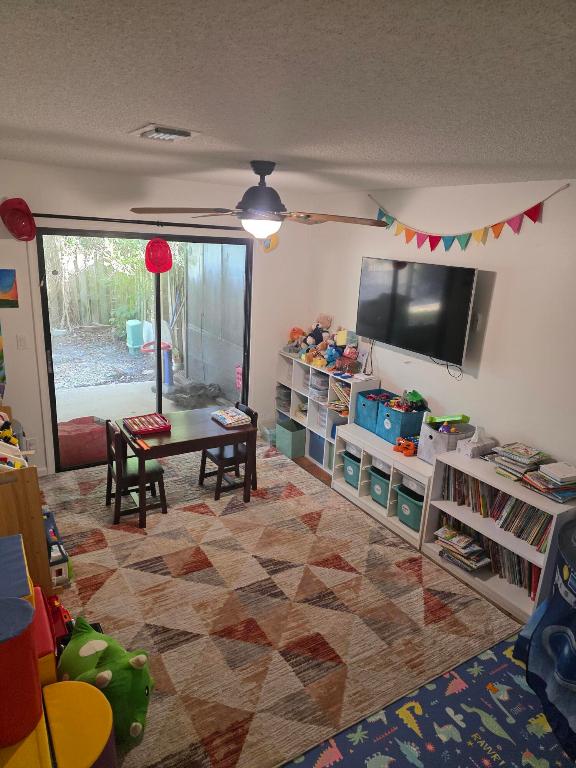 RAINWOOD EAST REPLAT - Residential