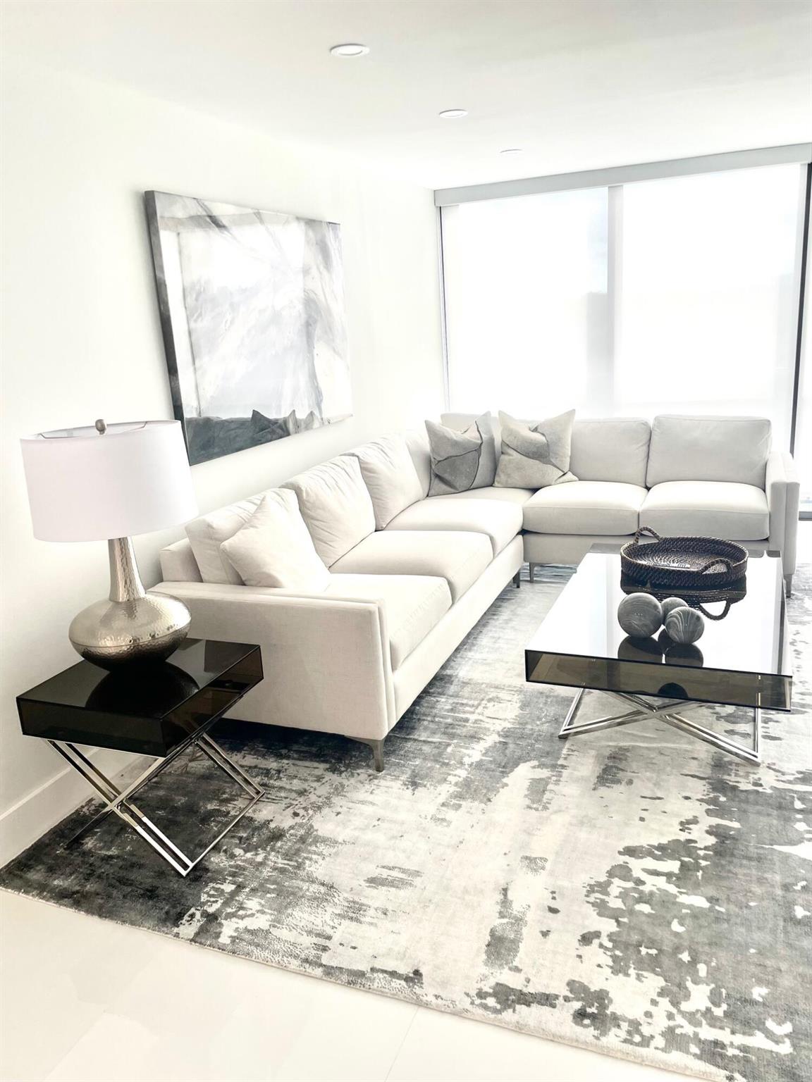 7847 Lakeside 1063 Boulevard 1063