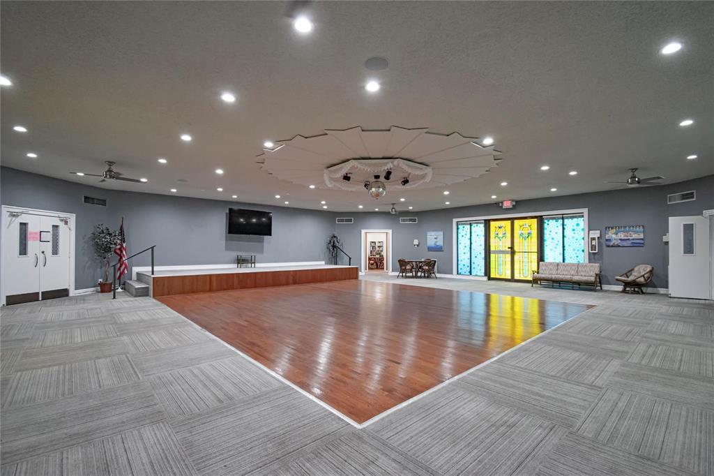 PETUNIA GARDENS CONDO - Residential