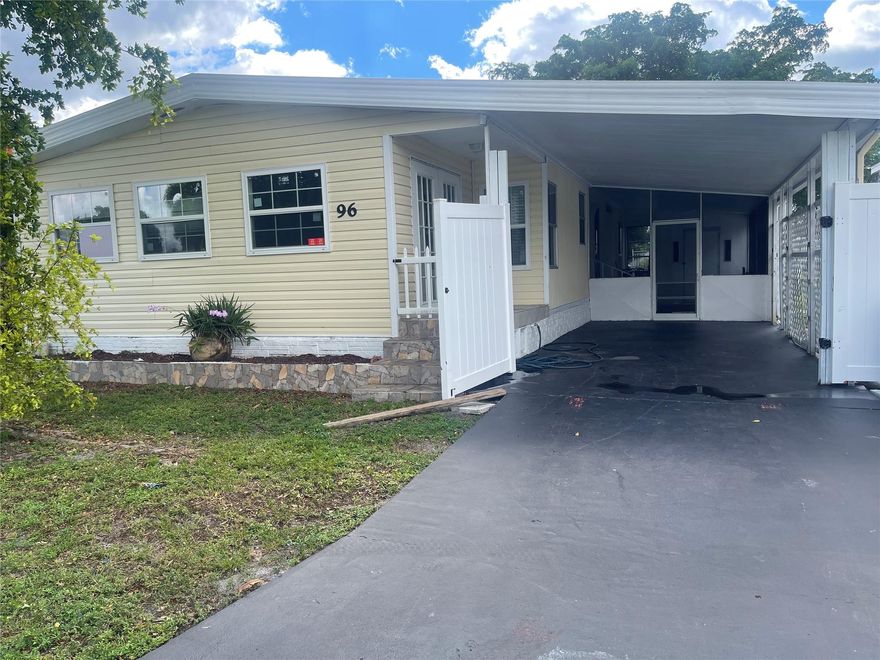 Spacious 2 Bedroom / 1 Bath in Park City West located in Davie, FL. Offered at $1,800/month, this rental provides a unique setup with a blend of private and shared living. The 2/1 portion includes two private bedrooms, one full bath, a private refrigerator and pantry, and full access to the living and dining area. The only shared feature is the stove/oven in the kitchen, ensuring tenants maintain privacy while enjoying common spaces.


Renting Entire house which is a full 3/2 also available at $2800
ID, First, last & security deposit, full Screening Report, proof of income, and application.