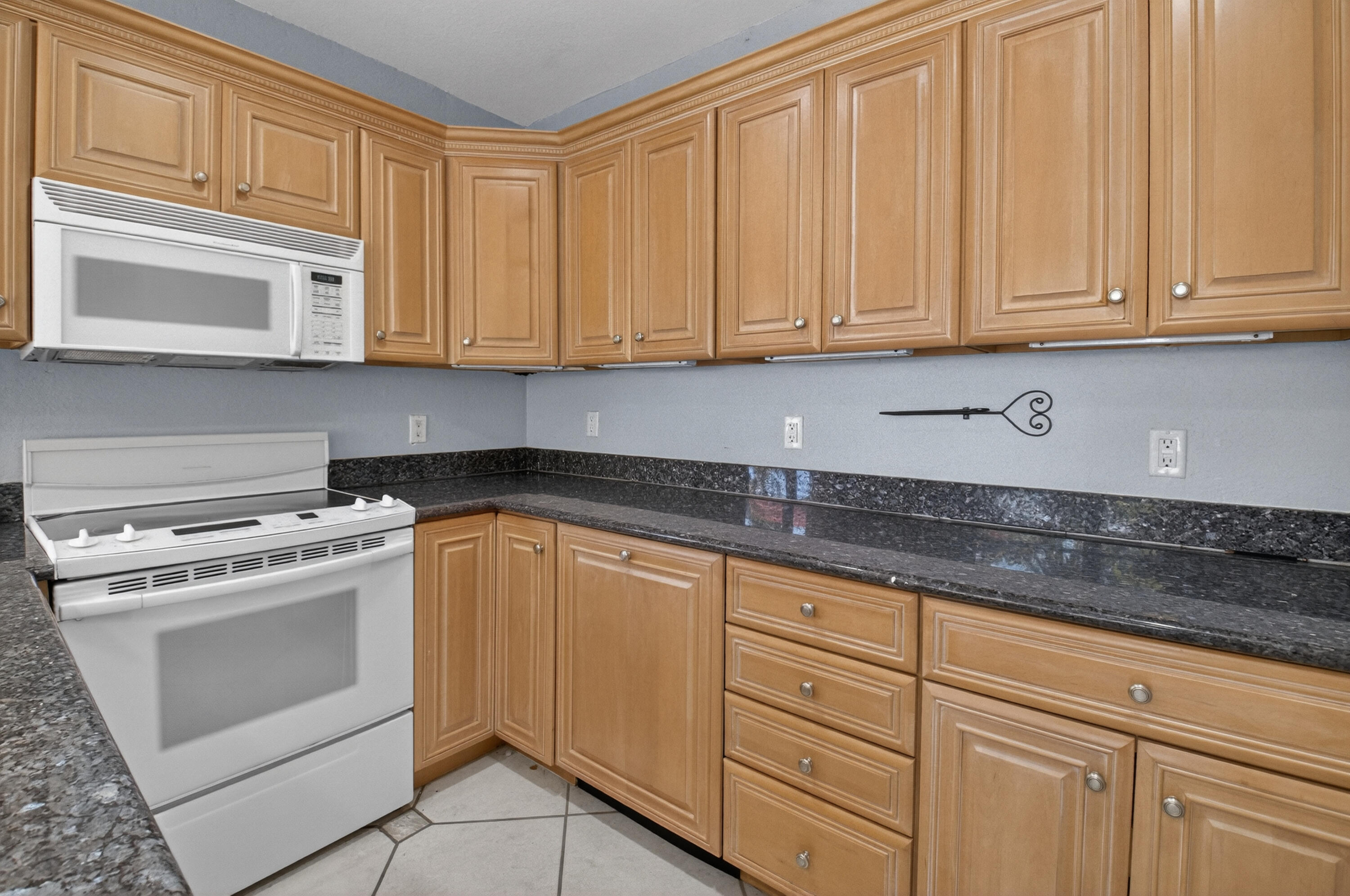 DELRAY TOWN OF - Residential Income