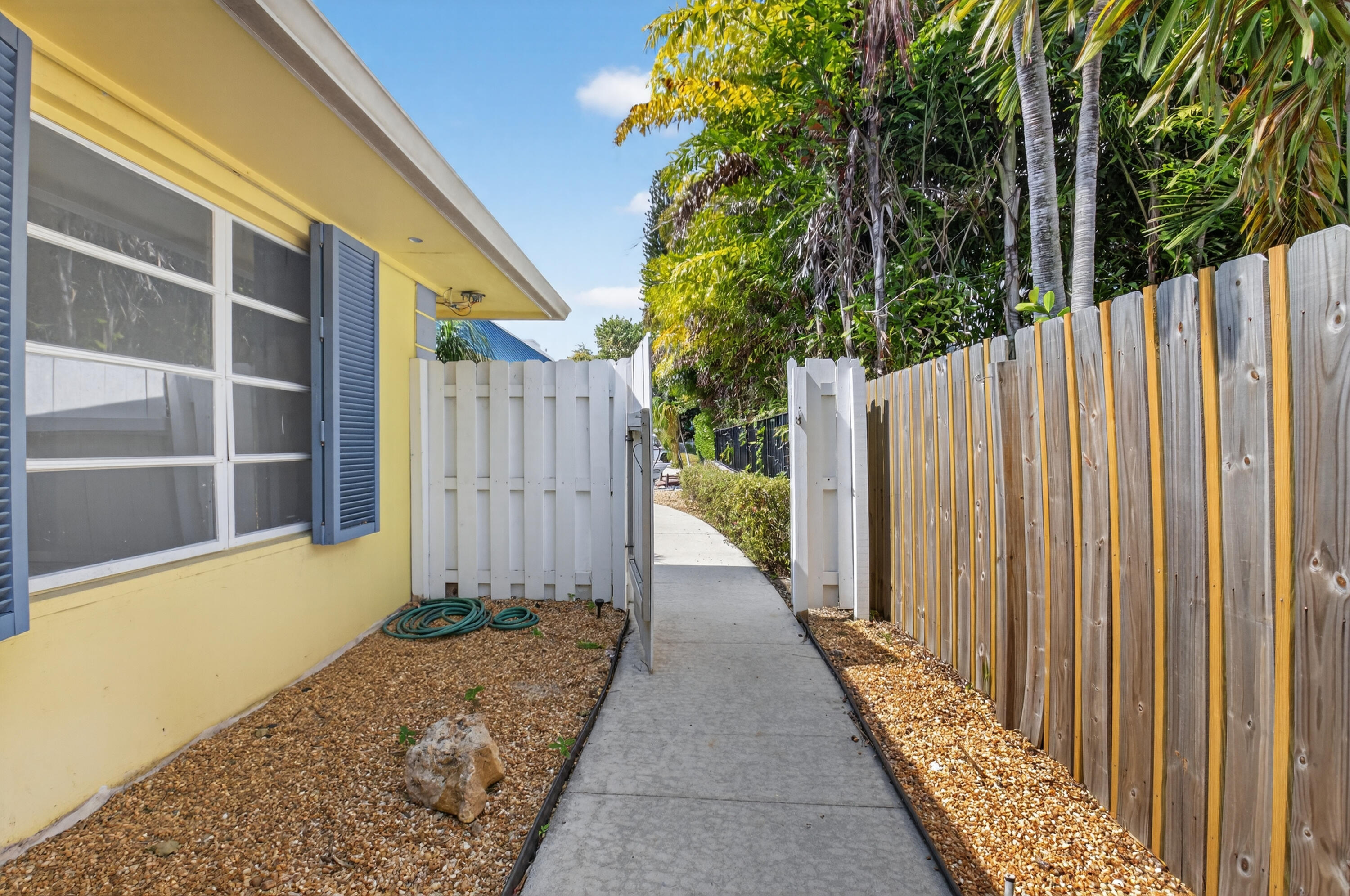 DELRAY TOWN OF - Residential Income