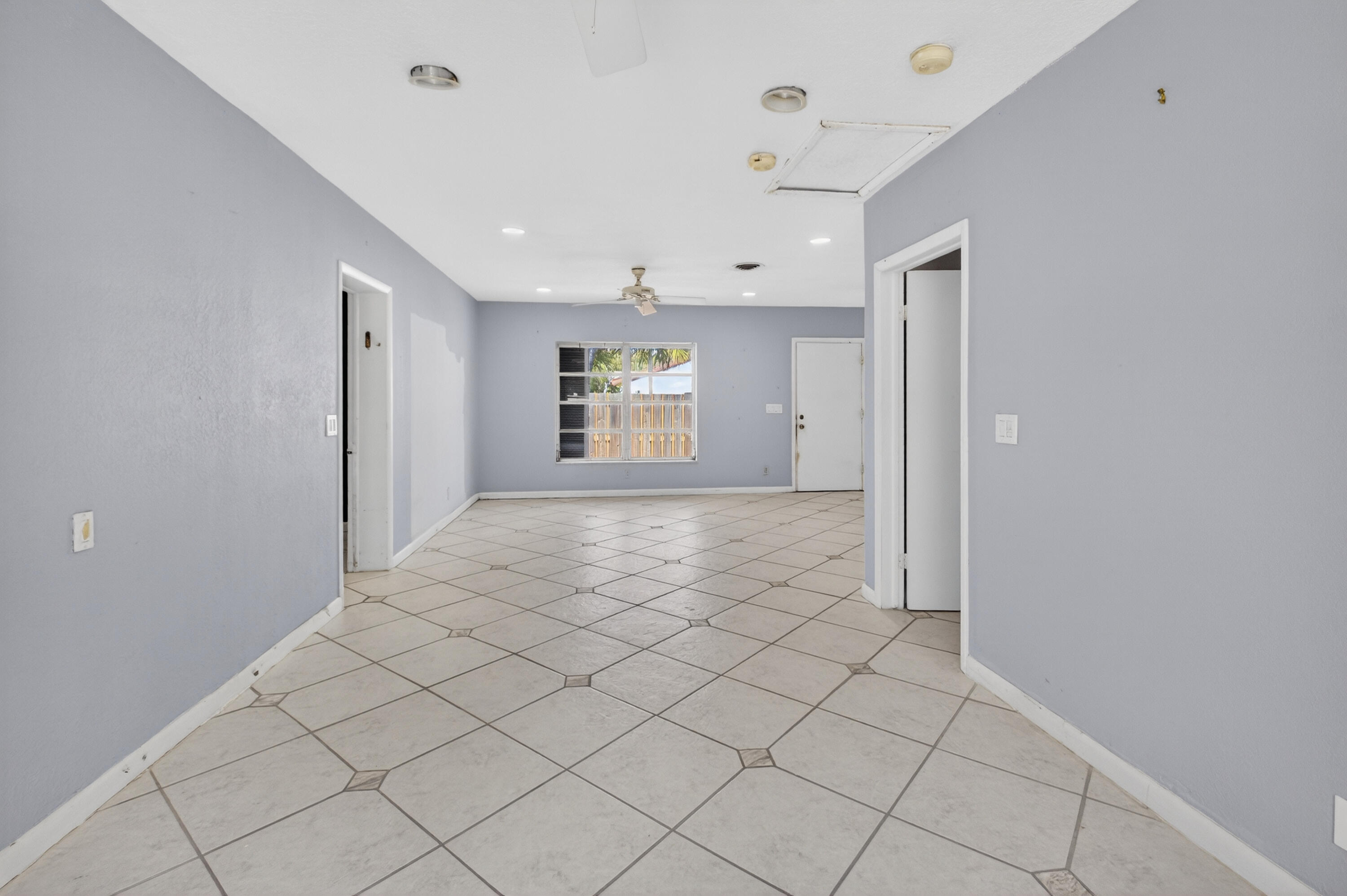 DELRAY TOWN OF - Residential Income