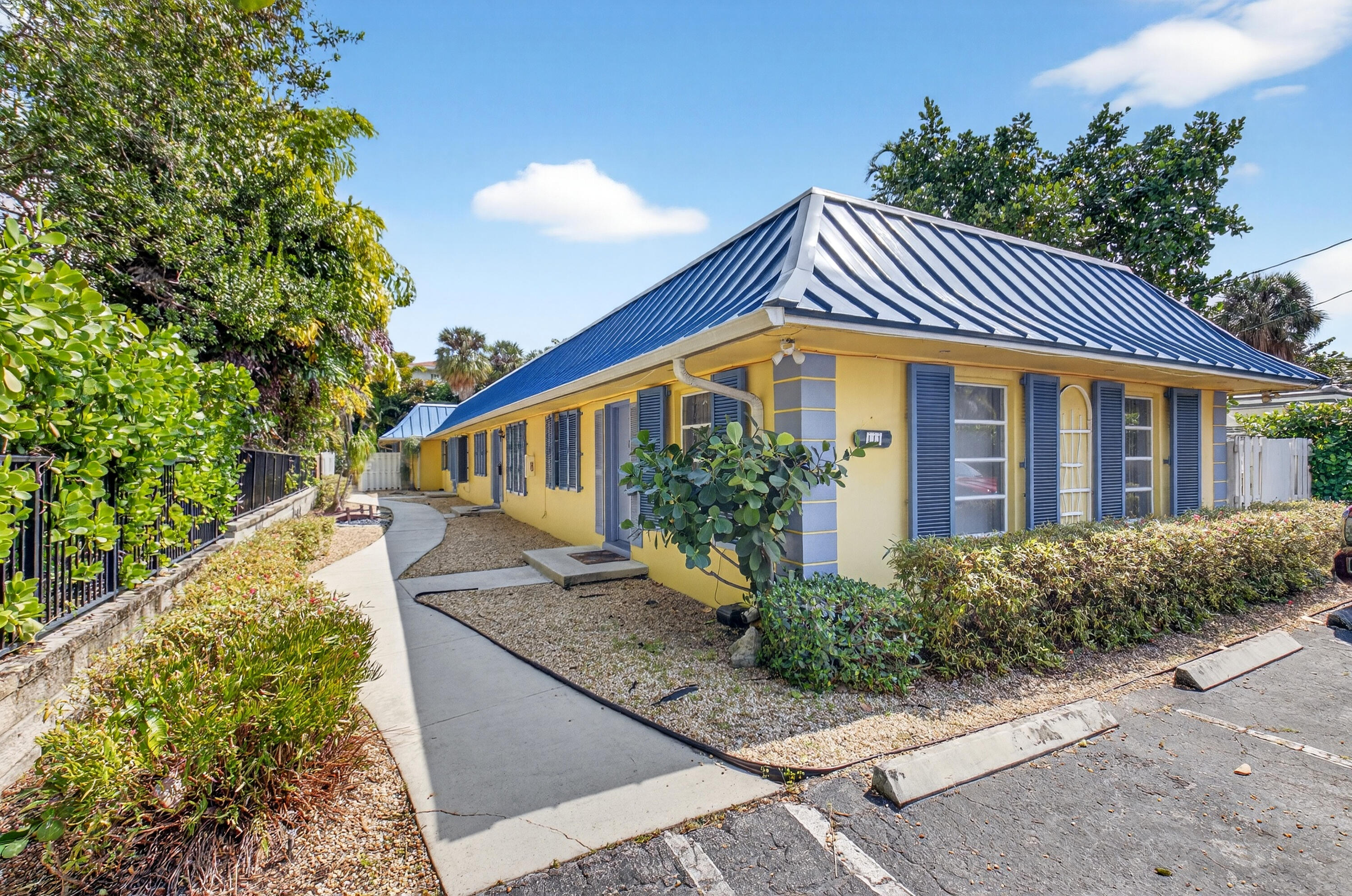 DELRAY TOWN OF - Residential Income