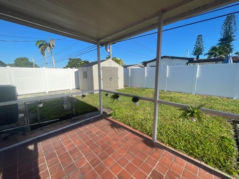 Tiny photo for 7661 Farragut Street, Hollywood, FL 33024 (MLS # B26050377)