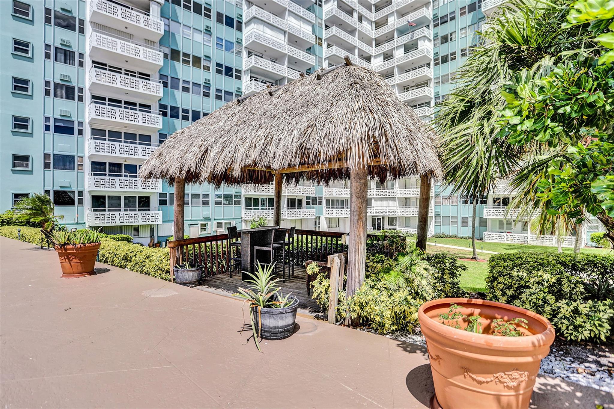 1900 S Ocean Dr 301