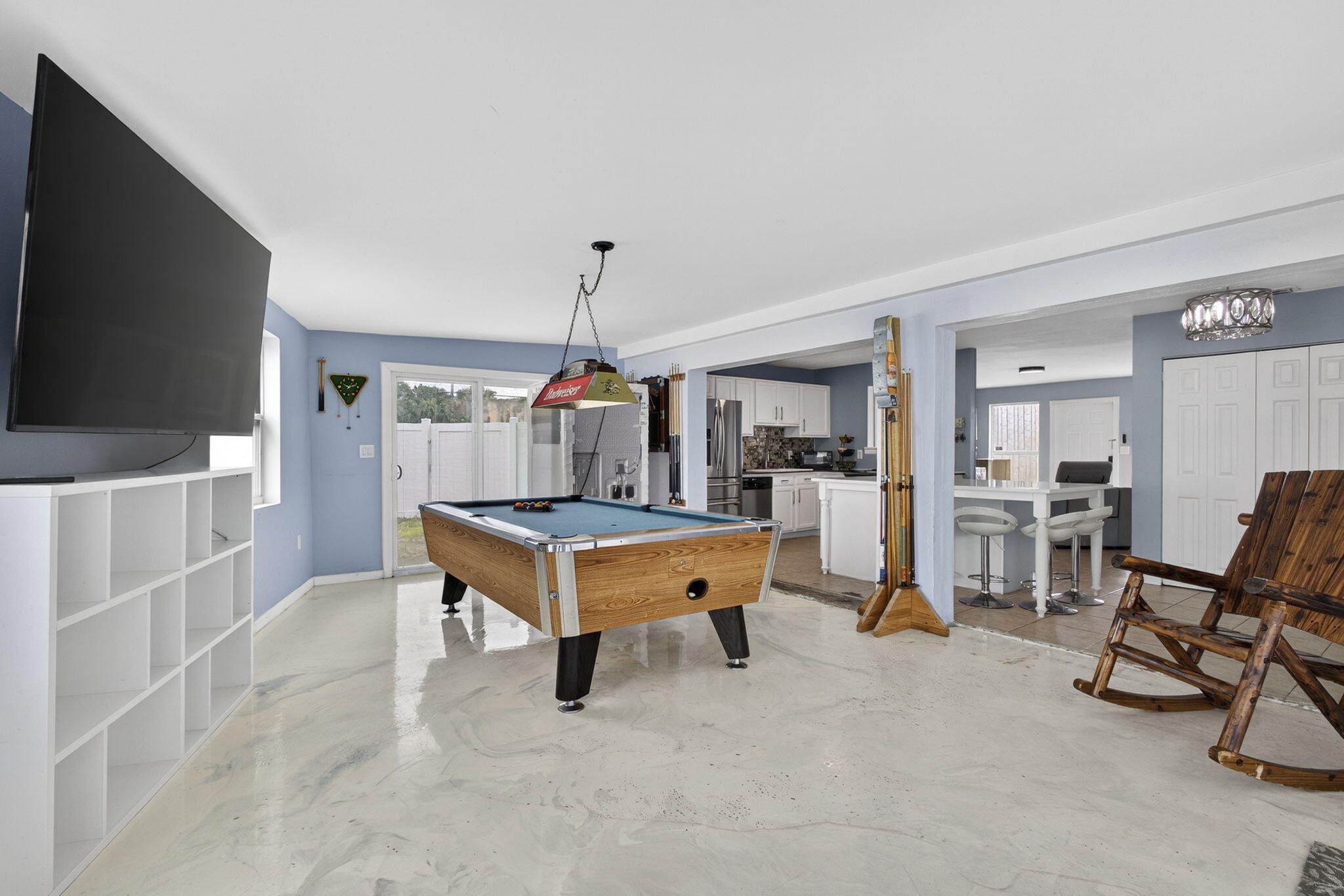 PALM BEACH SQUARE UNIT 1 - Residential