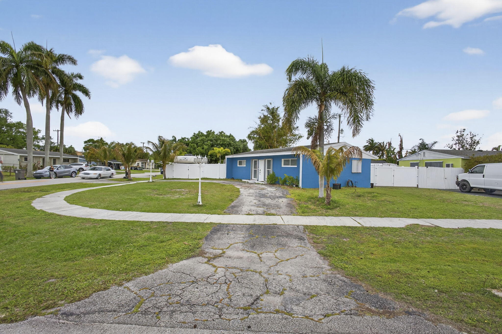 PALM BEACH SQUARE UNIT 1 - Residential