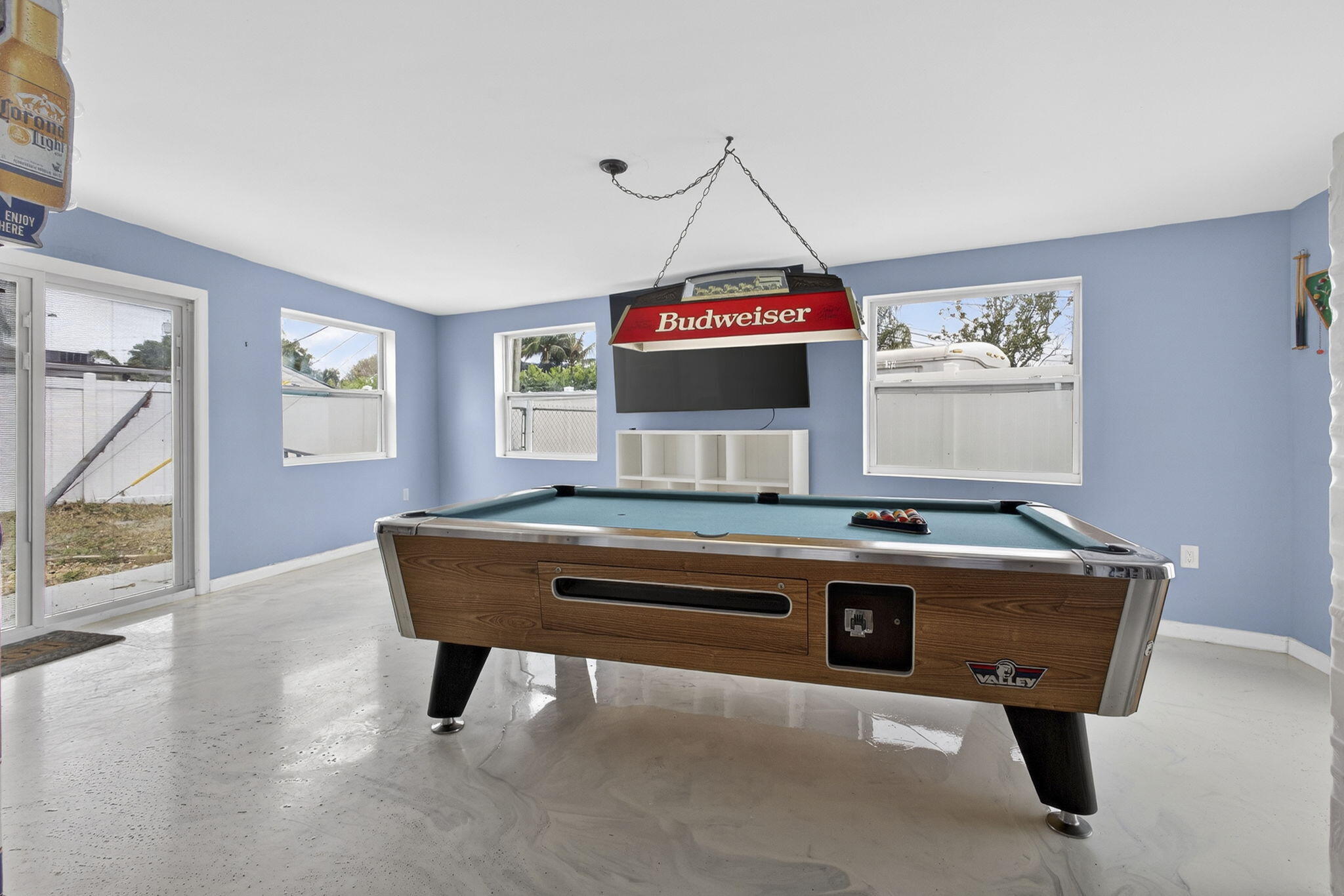 PALM BEACH SQUARE UNIT 1 - Residential