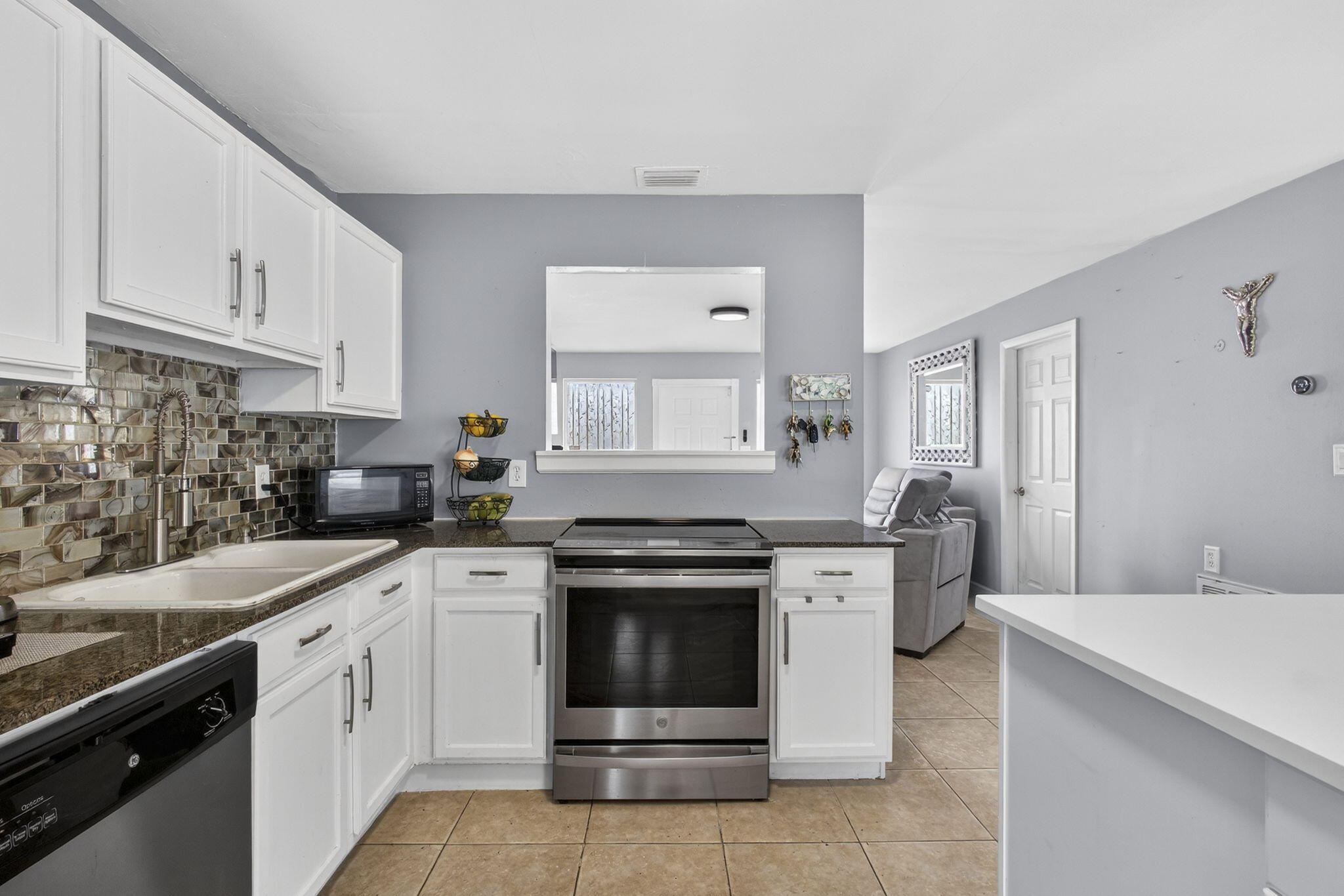 PALM BEACH SQUARE UNIT 1 - Residential