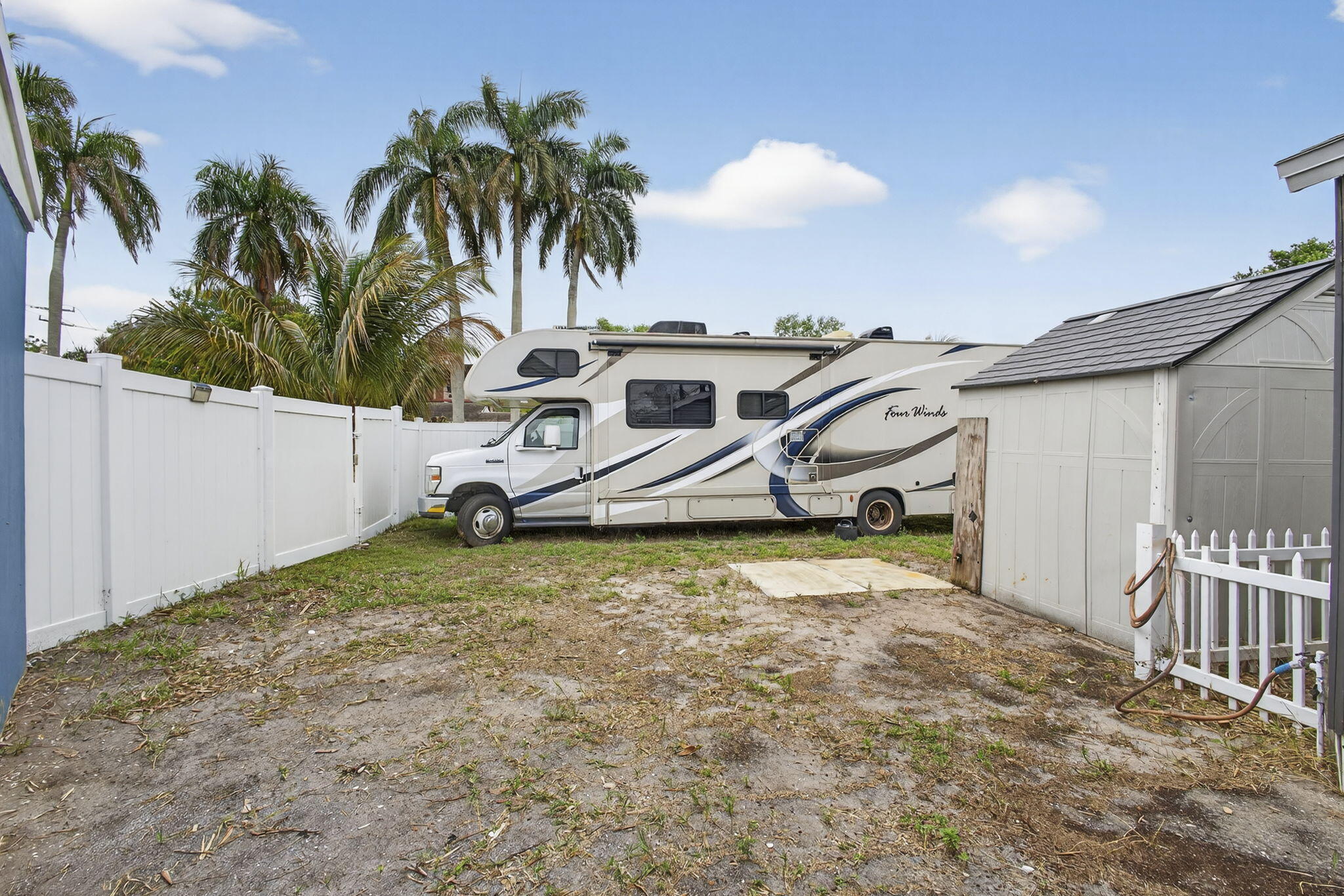 PALM BEACH SQUARE UNIT 1 - Residential