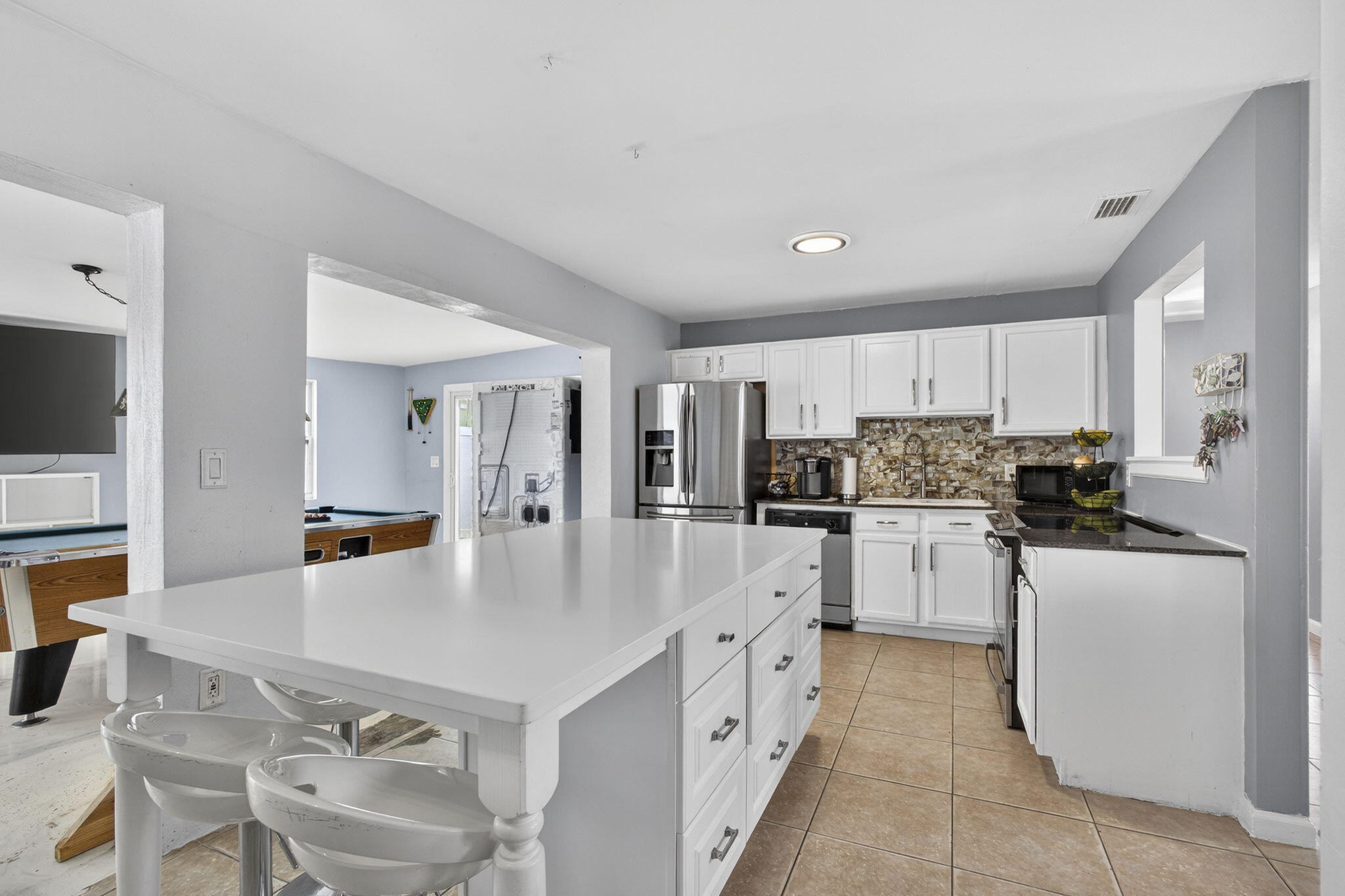 PALM BEACH SQUARE UNIT 1 - Residential