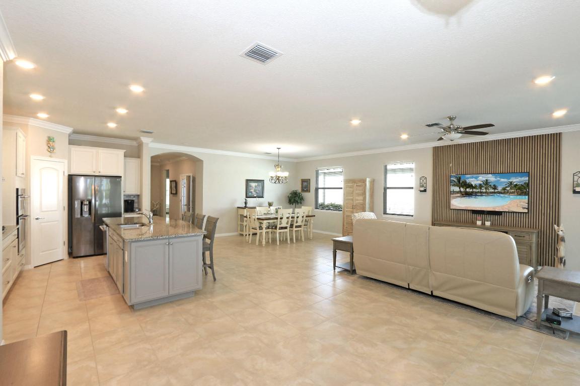 DEL WEBB AT TRADITION - Residential