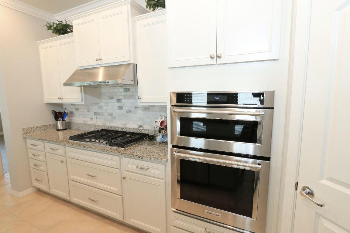 DEL WEBB AT TRADITION - Residential