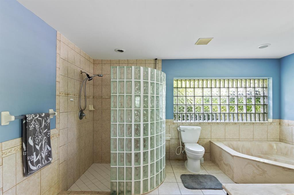 SADDLE TRAIL PARK OF WELLINGTON - Residential