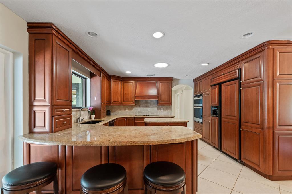 SADDLE TRAIL PARK OF WELLINGTON - Residential