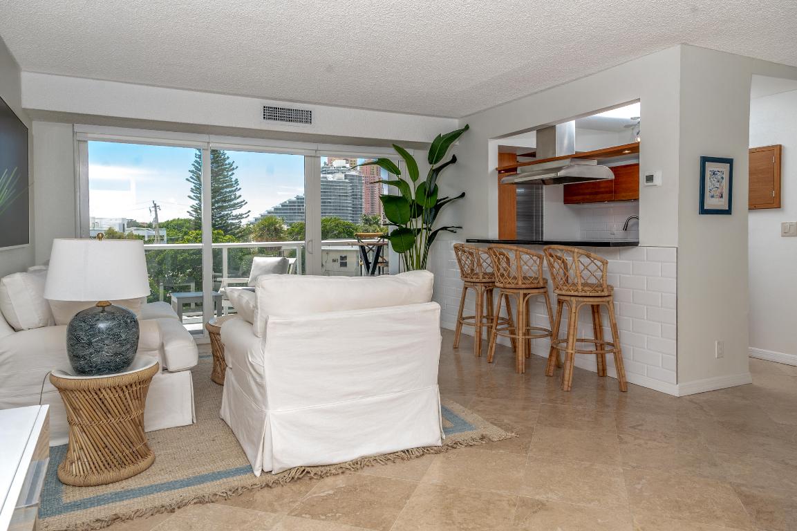 2701 N Ocean Boulevard 3c