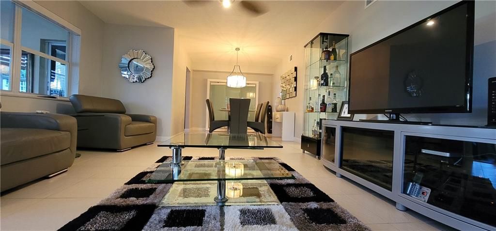 Photo of 141 NE 10th Ave #30A, Hallandale Beach, FL 33009 (MLS # F10309724)
