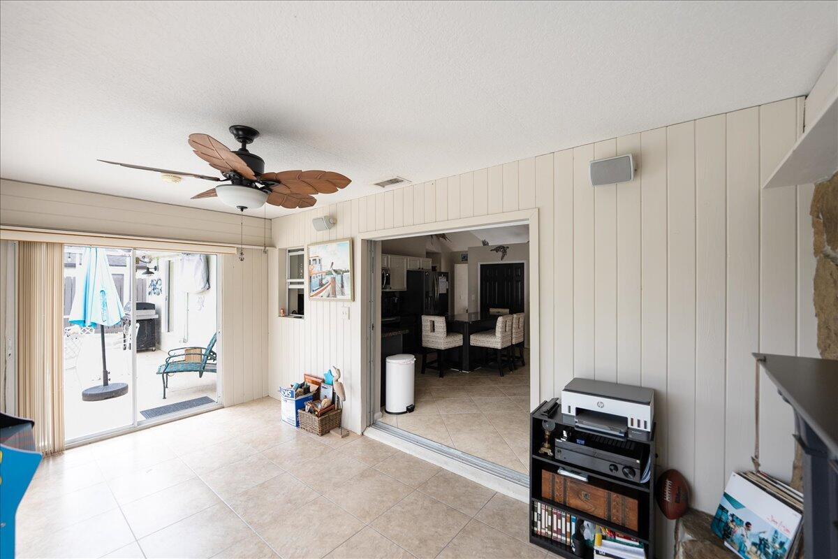PORT ST LUCIE SECTION 18 - Residential Lease