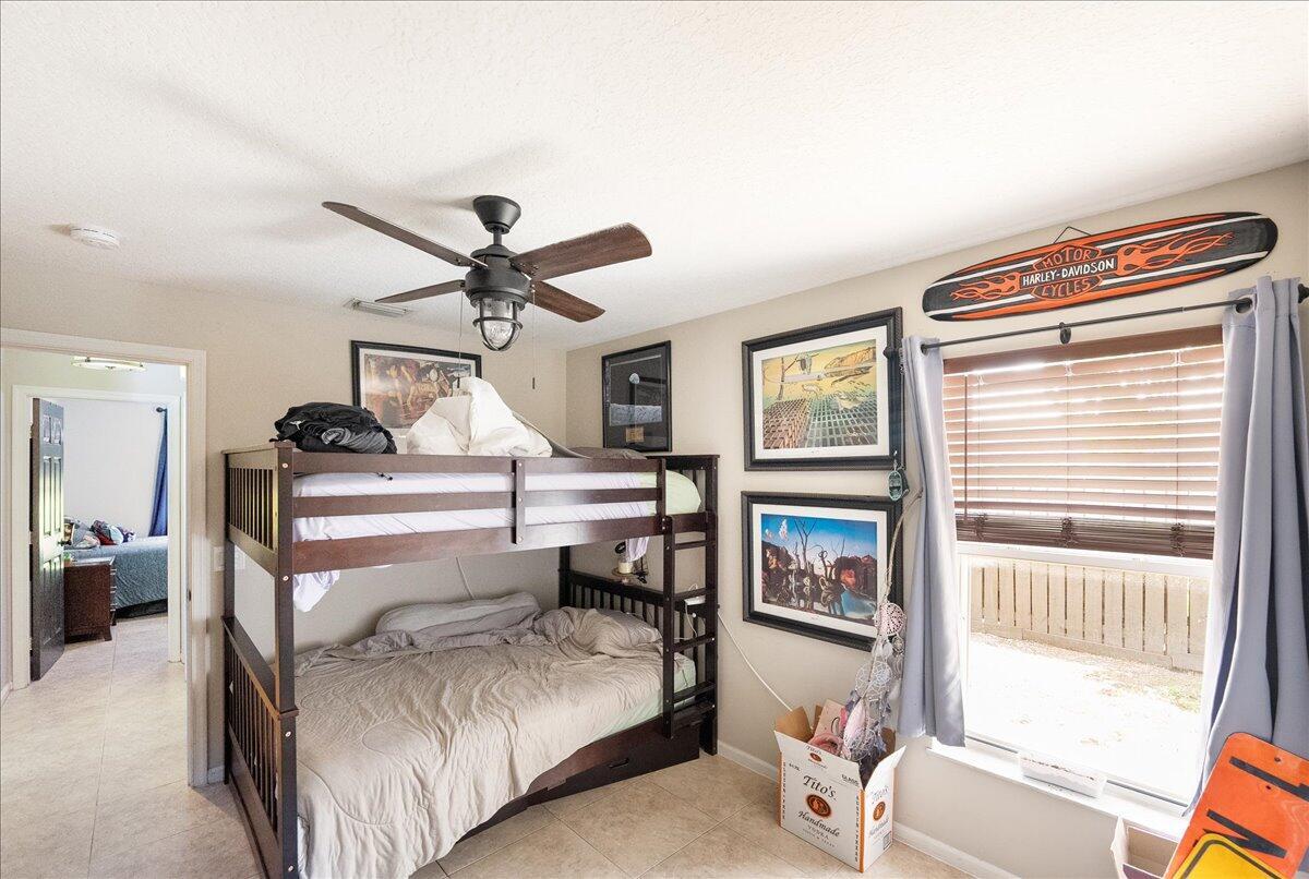PORT ST LUCIE SECTION 18 - Residential Lease