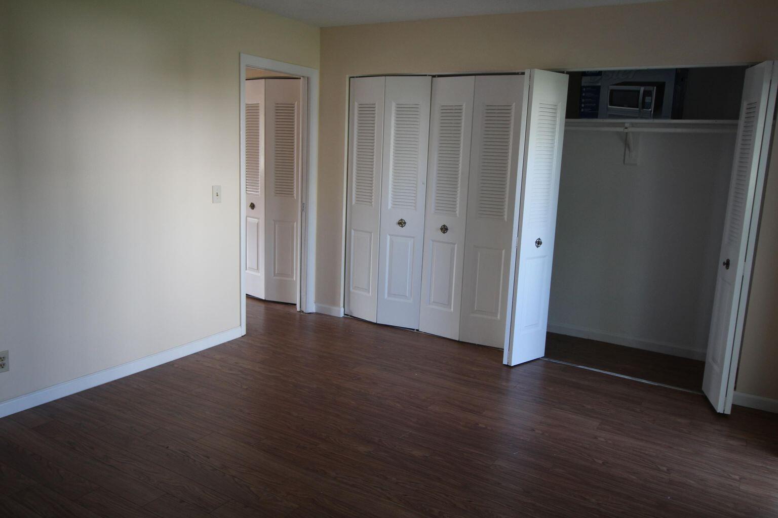 WINDSOR CONDOS - Residential Lease