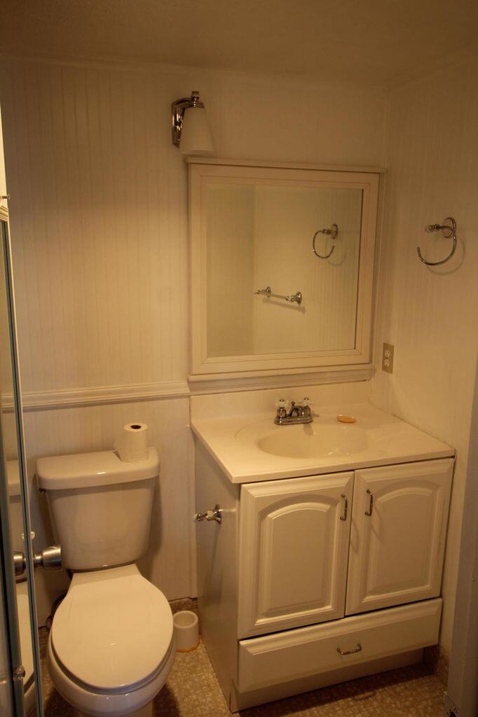 WINDSOR CONDOS - Residential Lease
