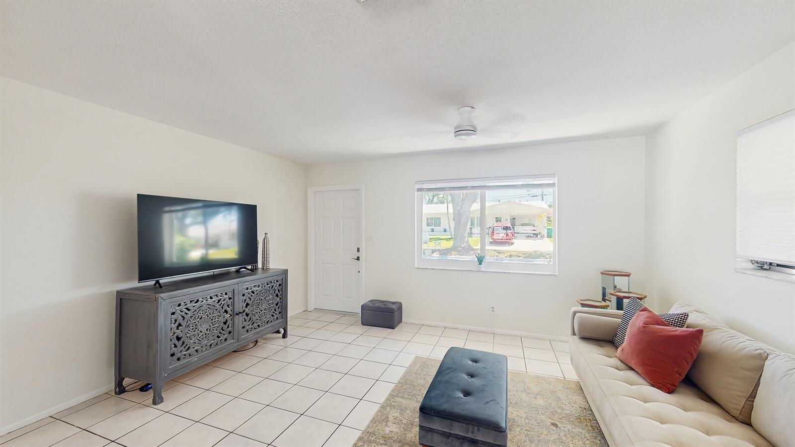 TAMARAC LAKES NORTH 3RD SEC - Residential