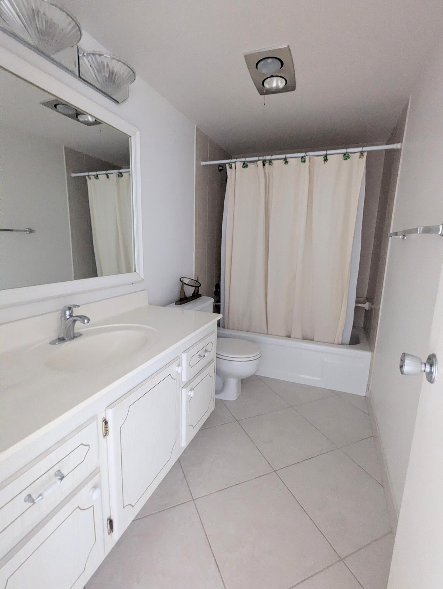 SOMERSET CONDOS - Residential Lease