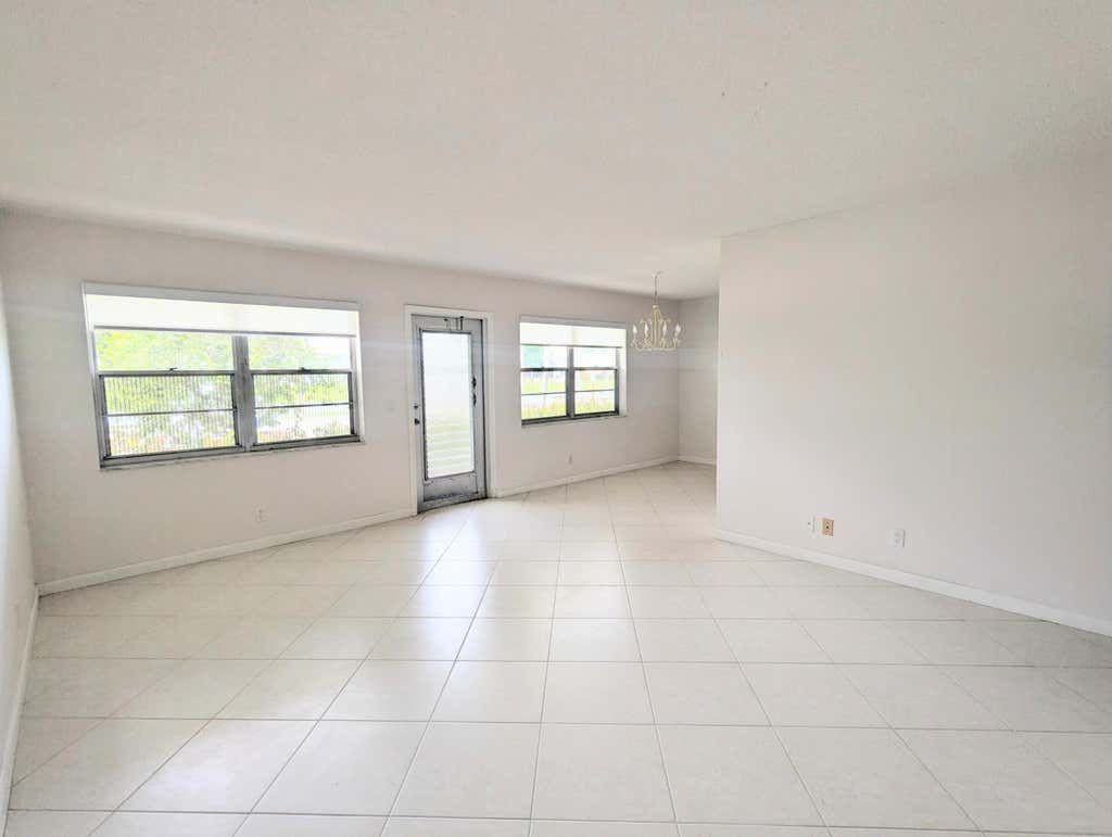 Photo of 222 Somerset L, West Palm Beach, FL 33417 (MLS # B26014761)