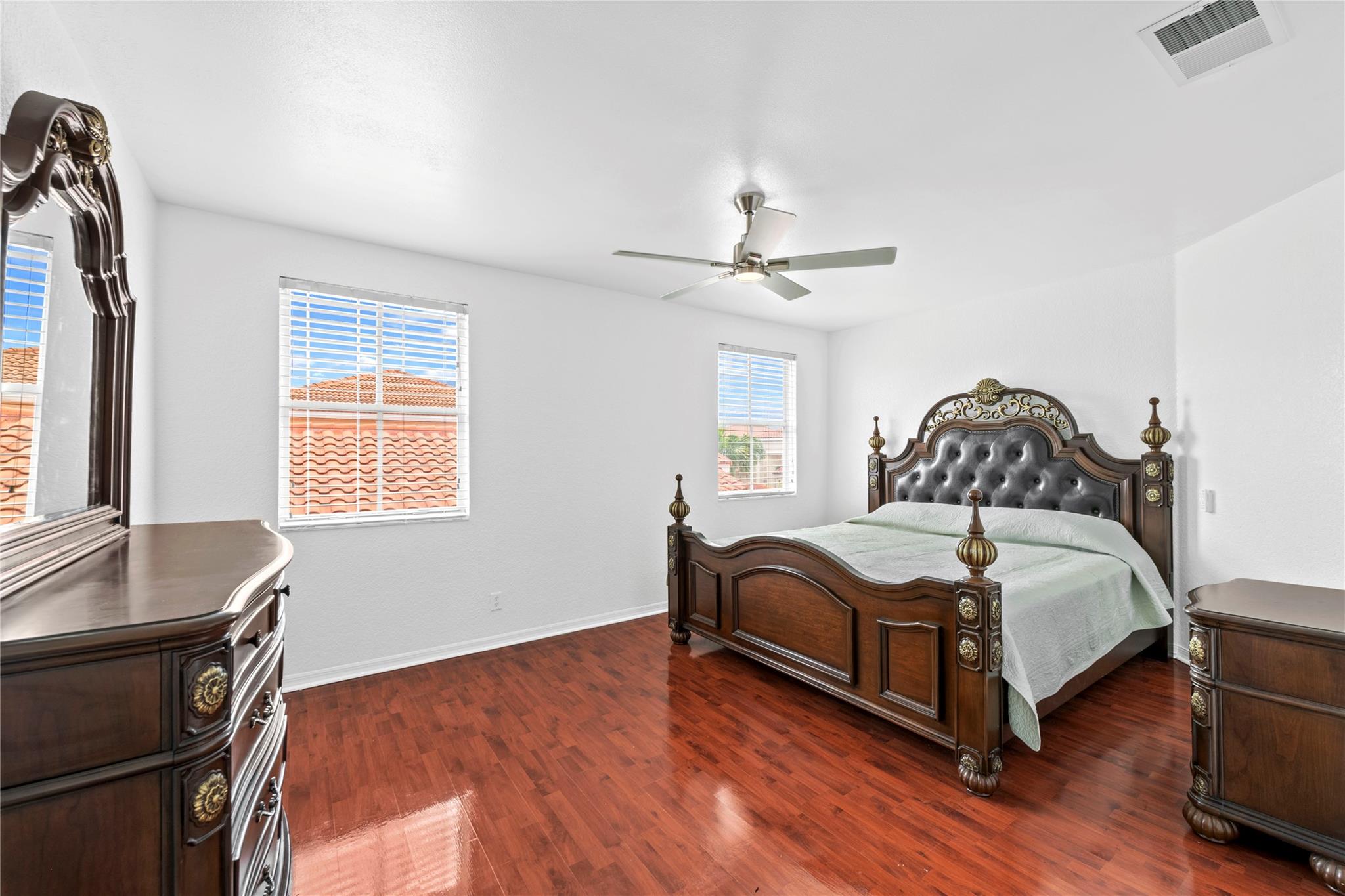Palm Island #2 146-34 B - Residential Lease