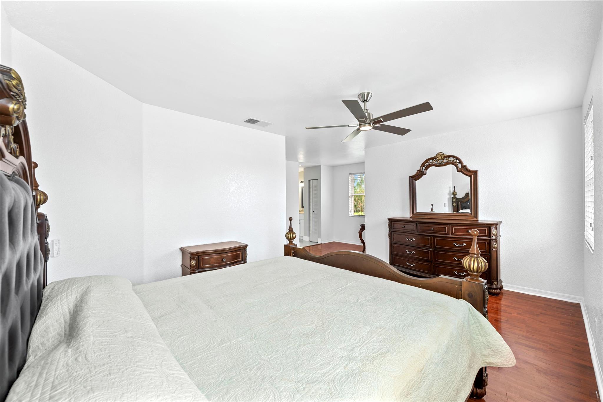 Palm Island #2 146-34 B - Residential Lease