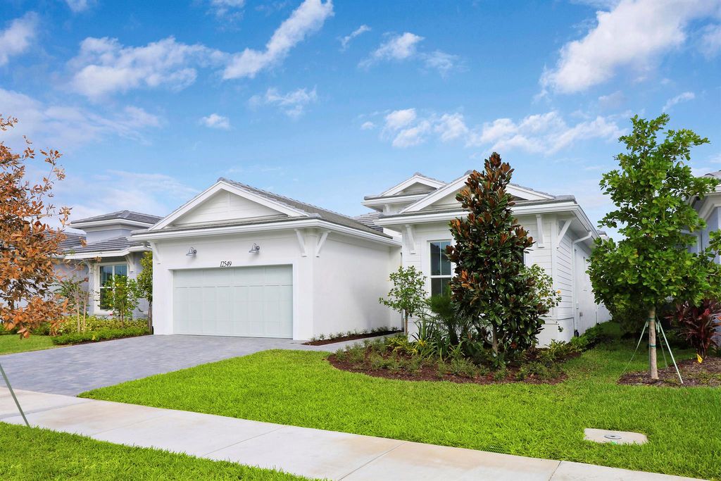Photo of 12549 Nautilus Circle, Palm Beach Gardens, FL 33412 (MLS # R11097225)