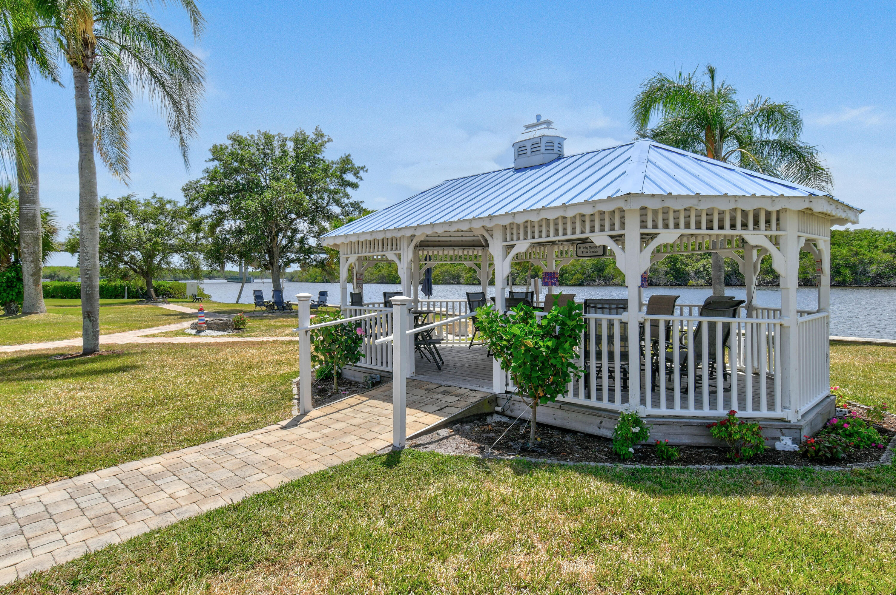 RIVERLAND MOBILE HOME PARK UNREC CO-OP - Residential