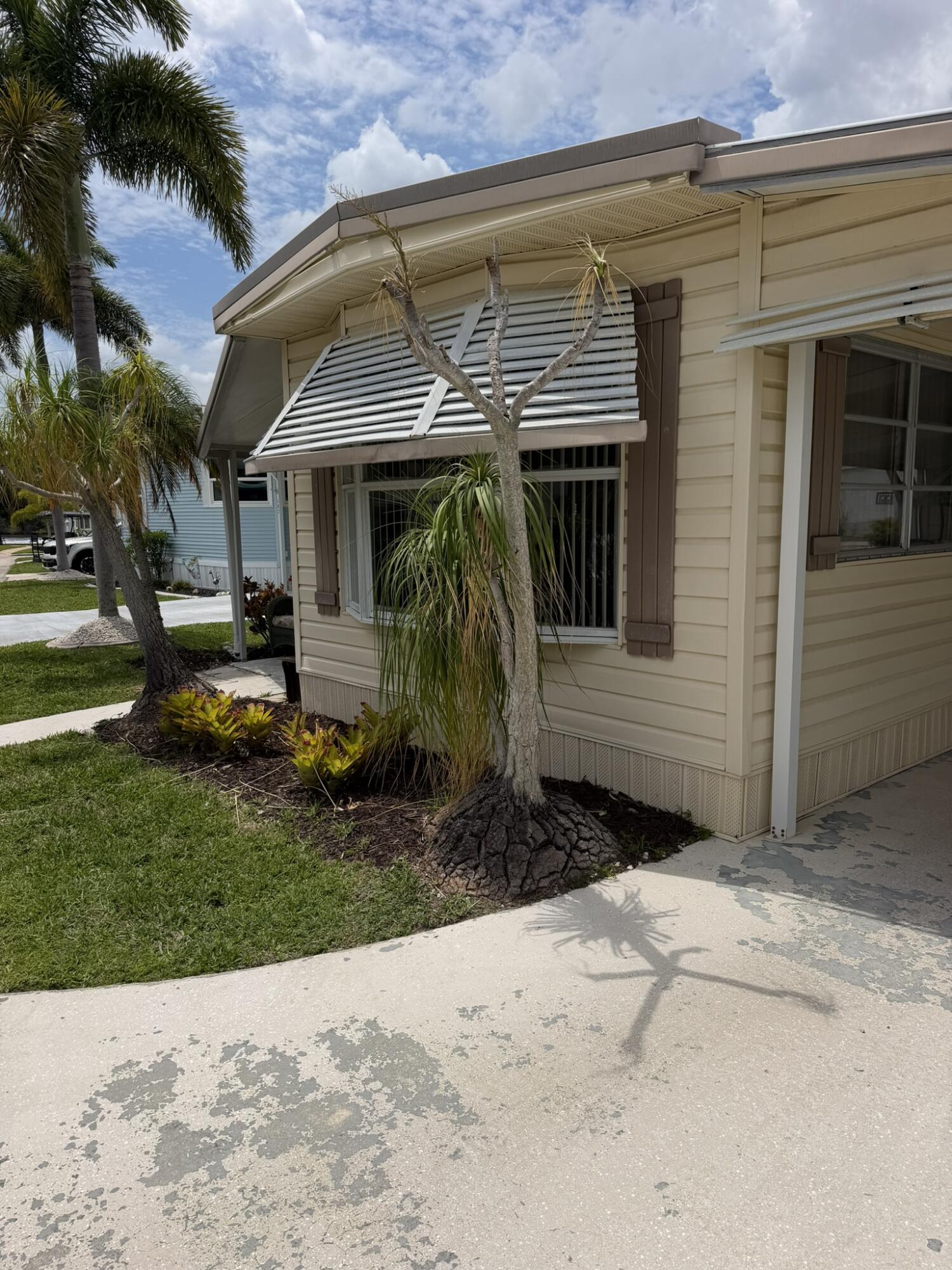 RIVERLAND MOBILE HOME PARK UNREC CO-OP - Residential