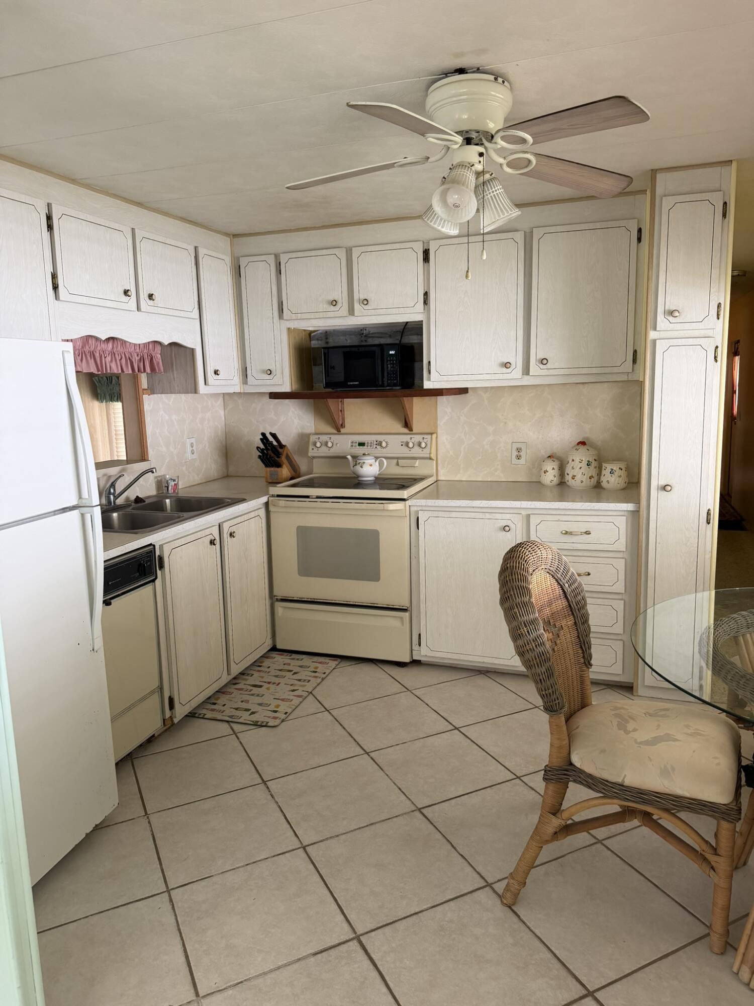 RIVERLAND MOBILE HOME PARK UNREC CO-OP - Residential